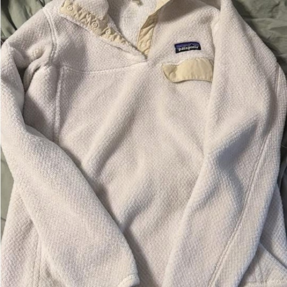 Patagonia Cream Snap-T Pullover with Contrast Trim